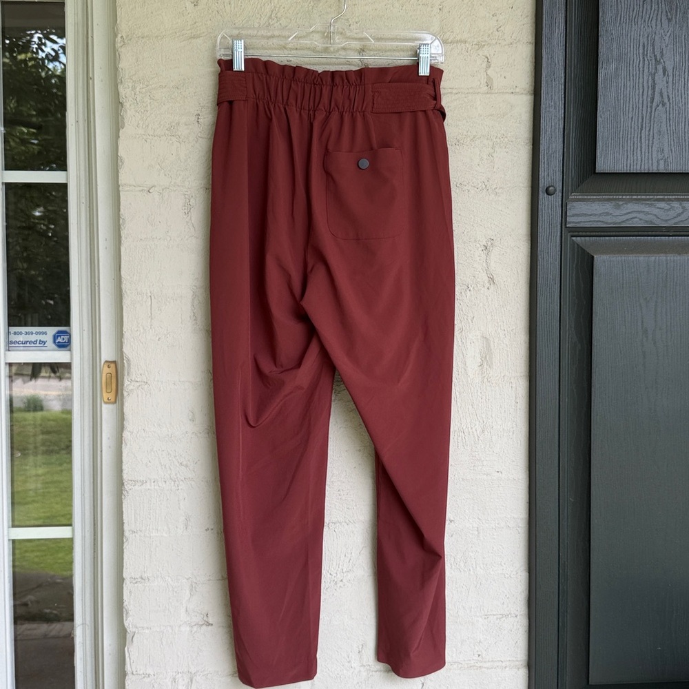 Athleta Skyline ll Paper Bag Waist Pants Cognac Brown Size 6 - Picture 9 of 16